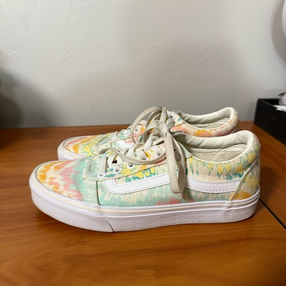 Vans Old Skool Pastel Rainbow Tie Tye Lace Up Low Top Sneaker Skate Funky W7.5 - Picture 1 of 8